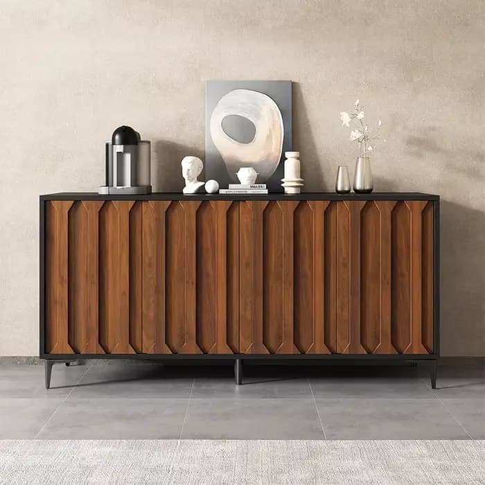 Armoire basse de rangement en bois massif personnalisée