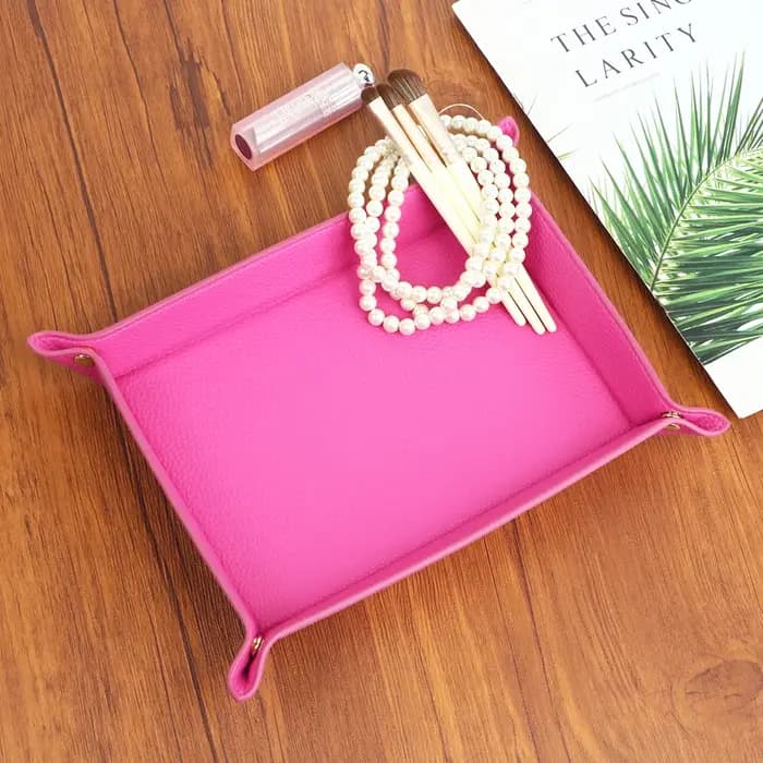 Boîte de rangement rectangulaire en cuir PU personnalisable pour l'organisation des affaires domestiques - Plateau