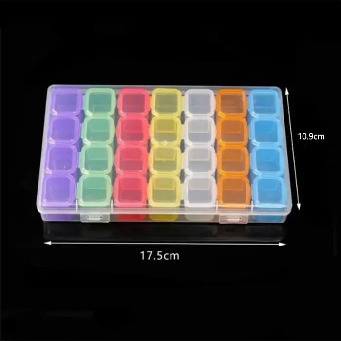 Boîte de rangement compacte en PP 56/28Grid, idéale pour ranger les perles, les outils à ongles et les contenants de rangement en plastique vides.