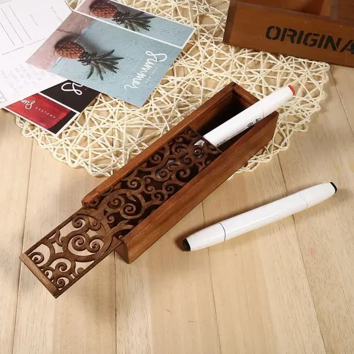 Boîte de rangement en bois unique avec couvercle coulissant sculpté creux