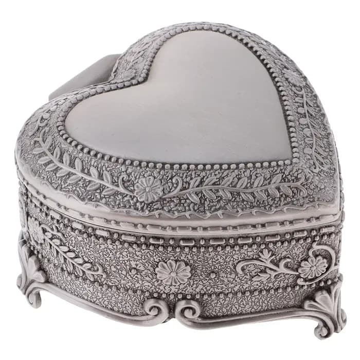 Boîte à bibelots de conception de coeur d'amour vintage