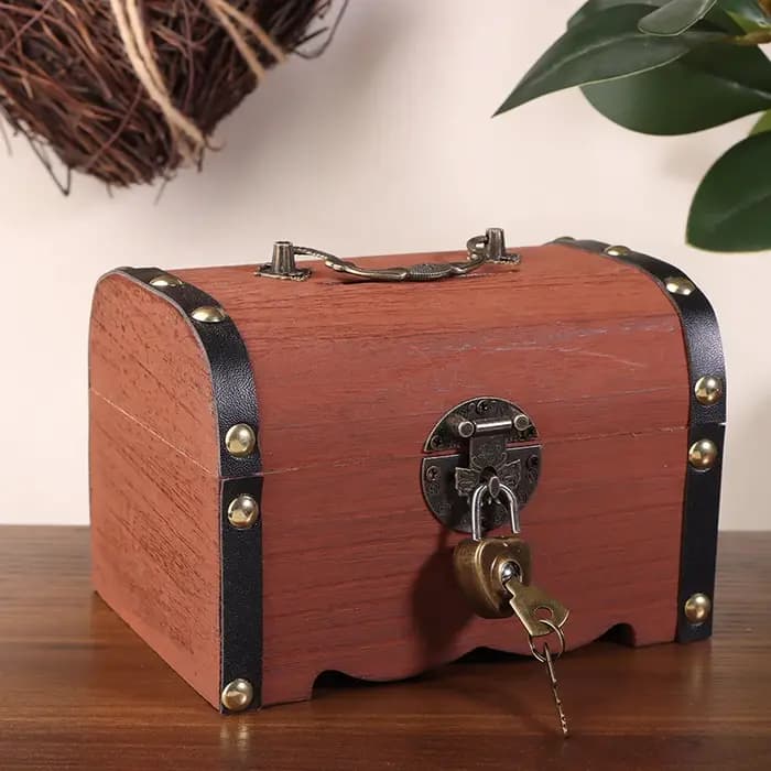 Coffre au trésor vintage avec serrure - Tirelire rétro et boîte de rangement pour la décoration inté