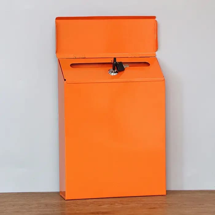 Boîte aux lettres murale moderne