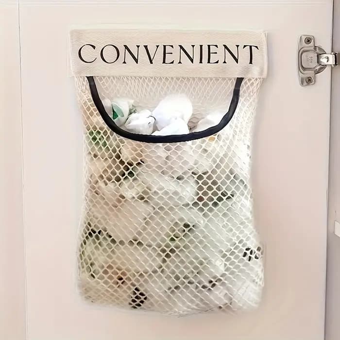 1 grand sac de rangement mural en maille