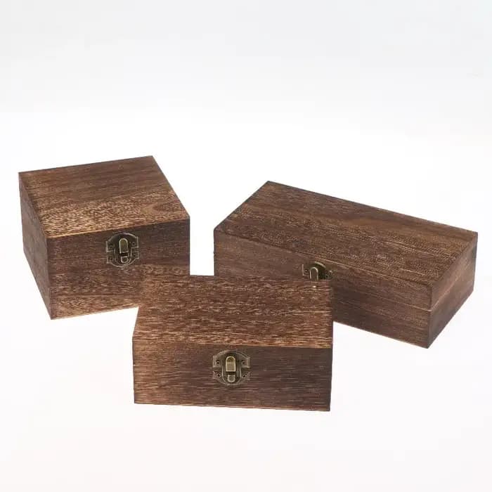 Boîtes en bois vintage faites à la main pour la décoration de la maison