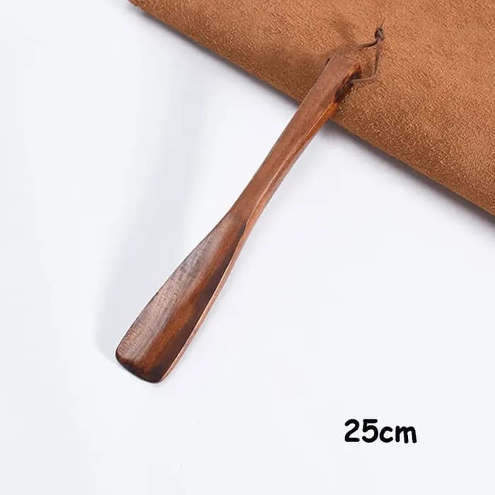 1 pièce de chausse-pied en bois, bord lisse et poignée ergonomique, aide à l'enfilage des chaussures légère et durable, indispensable pour l'usage quotidien, excellent cadeau pour la famille.