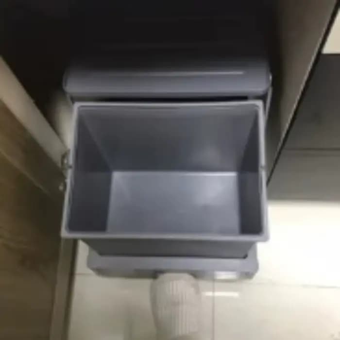 Poubelle intégrée, poubelle extractible pour armoire