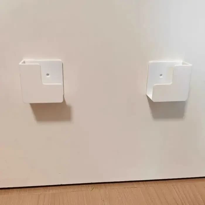 Solution de stockage d'échelle compacte – Support mural, adhésif sans dommages, parfait pour les balances de salle de sport/salle de bain