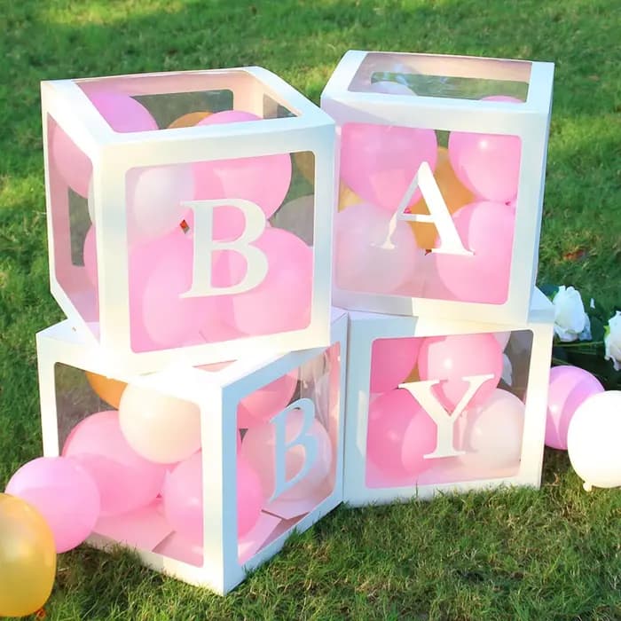 Boîte à ballons transparente