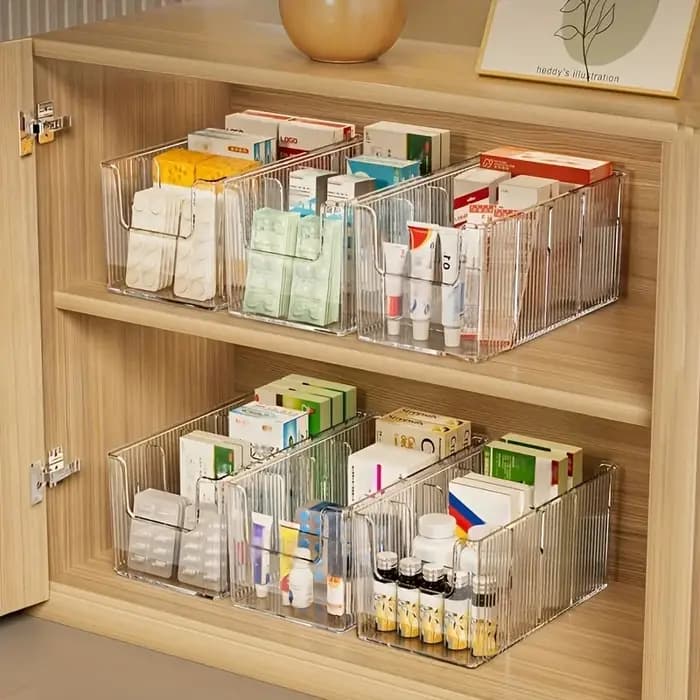 Boîte de rangement de médicaments transparente