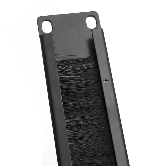 Fente de barre de panneau de brosse d'armoire de réseau d'IT de bâti de rack de 1U 19 pouces pour la gestion des câbles