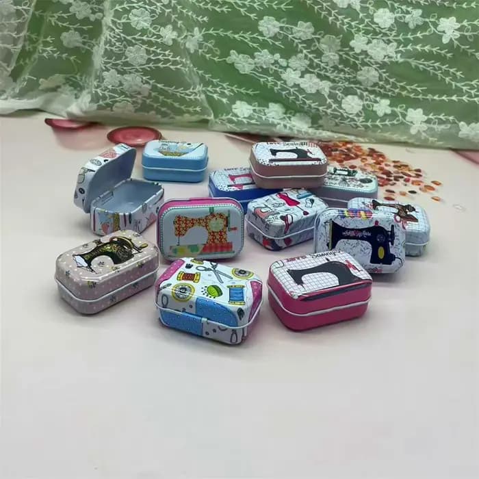 Mini boîtes de rangement en métal sur le thème de la couture