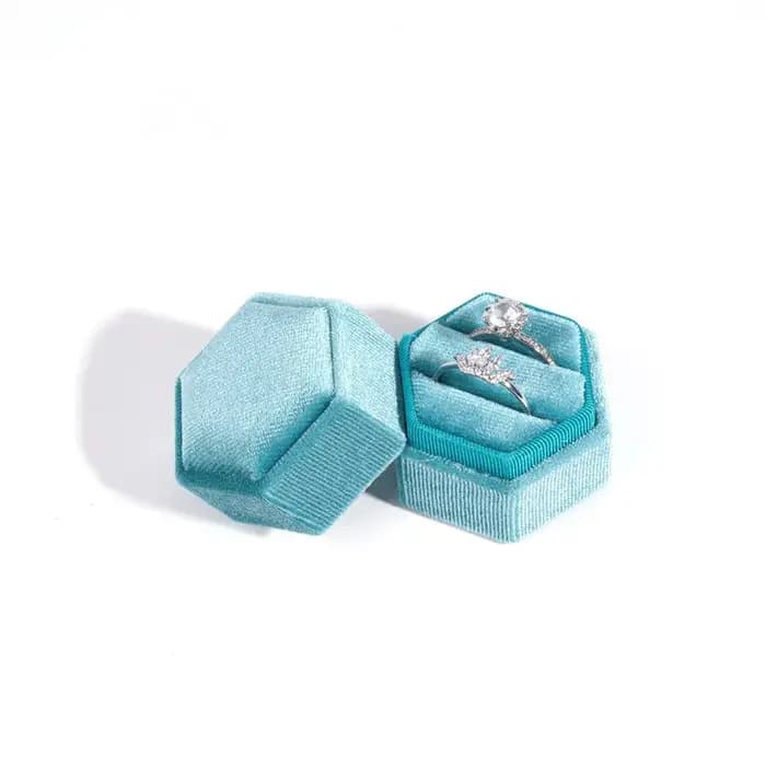 Boîte à matiques hexagonale en velours pour mariage