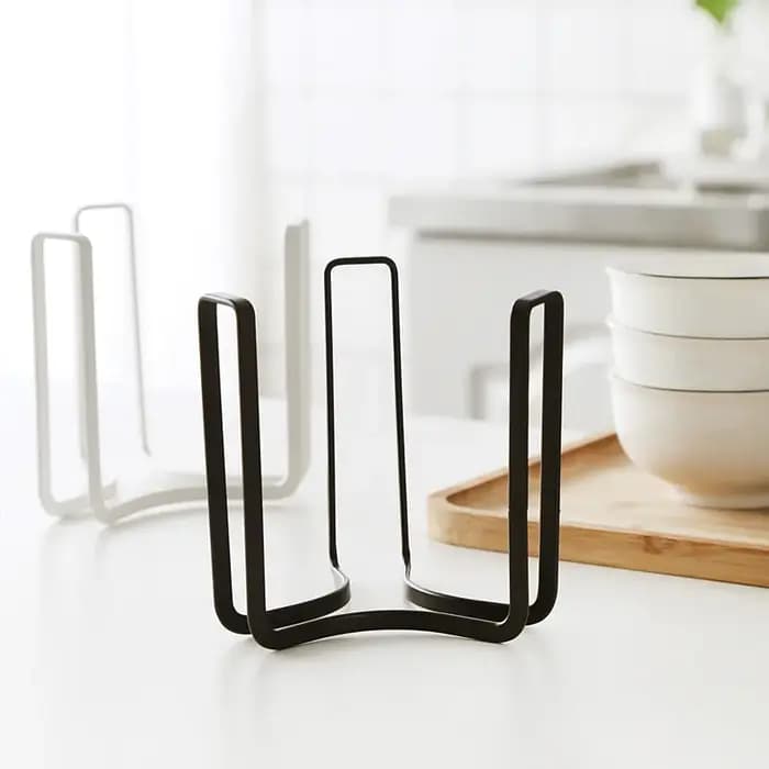 Étagère de rangement pour bols et assiettes en métal