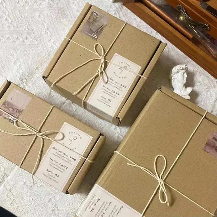 Boîte-cadeau en papier Kraft