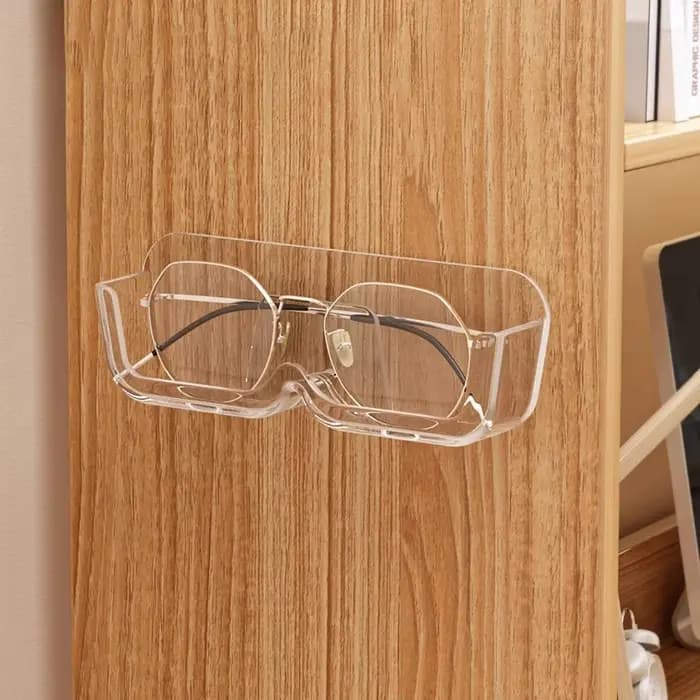 Vitrine murale perforée pour lunettes de soleil