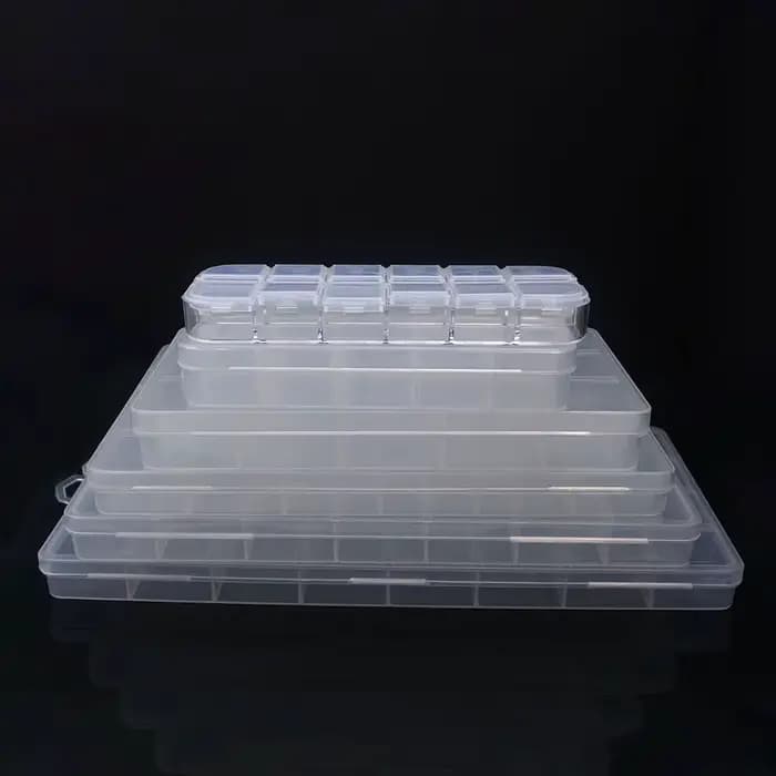 Boîte de rangement en plastique à 6 à 32 compartiments