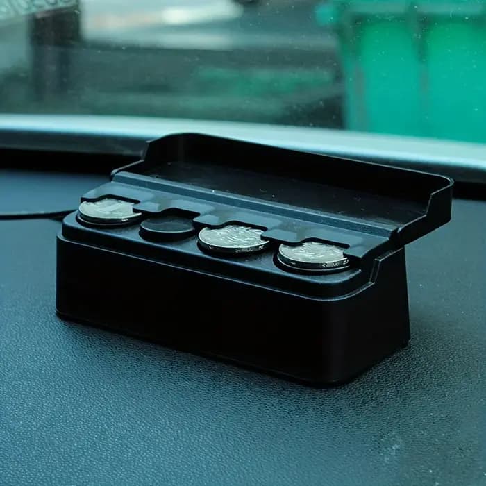 Petite boîte de rangement pour pièces de monnaie de voiture