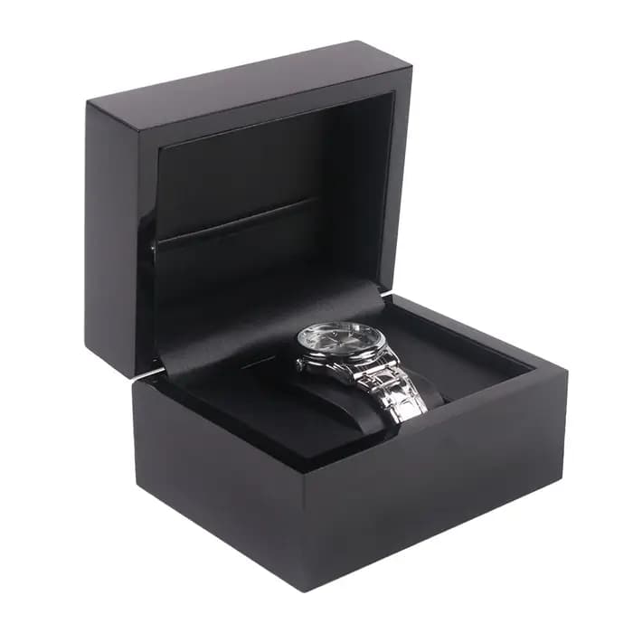 Boîte de montre unique en laque noire brillante