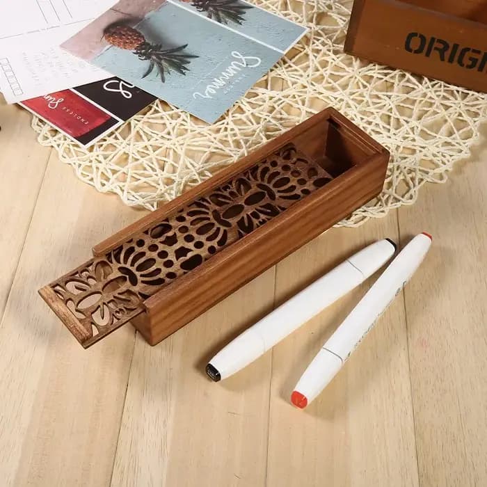 Boîte de rangement en bois unique avec couvercle coulissant sculpté creux