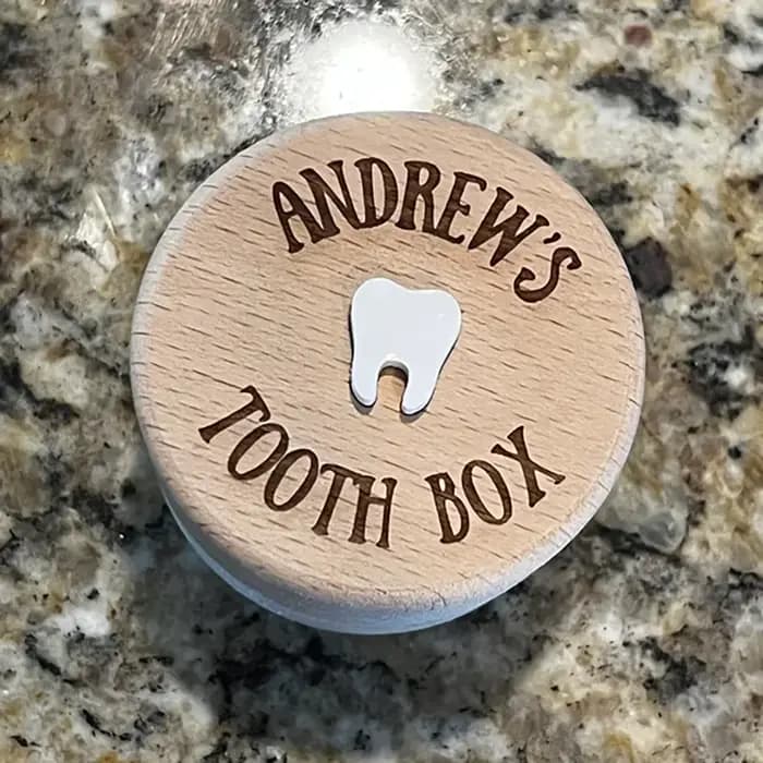 Boîte en bois de hêtre féerique des dents avec nom personnalisé
