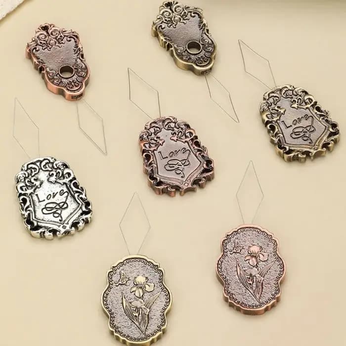 Porte-aiguilles pour outils d'artisanat de couture