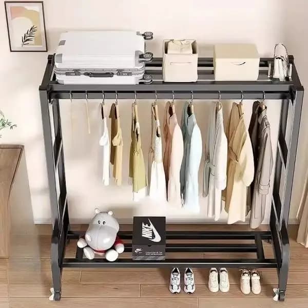 Porte-vêtements De chambre noir