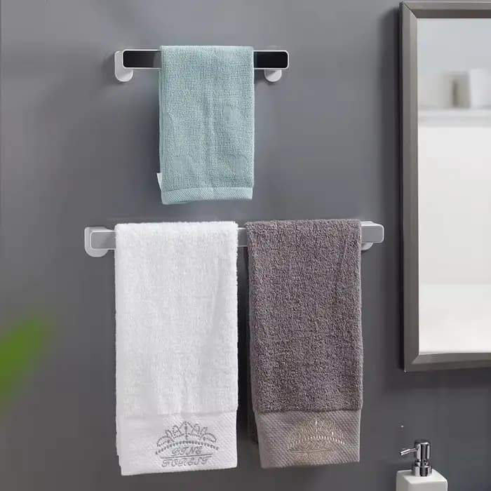 Support de rangement pour serviettes de salle de bain