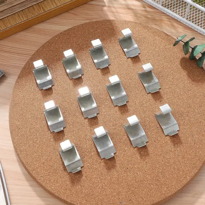 Clips d'étagère d'armoire en métal