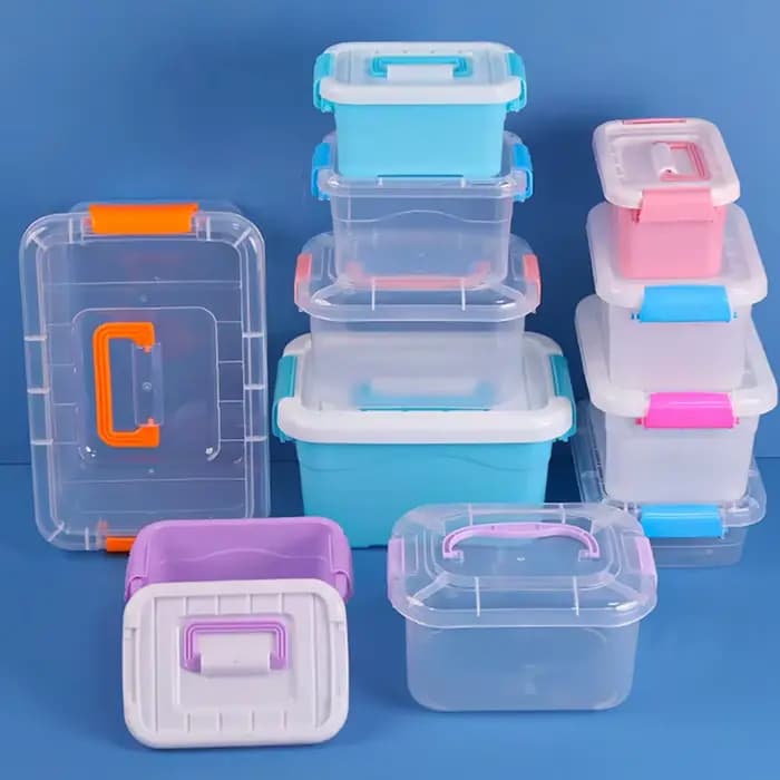 Boîte de rangement en plastique avec couvercle