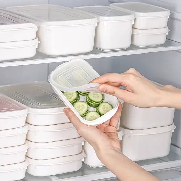 Le micro-ondes peut être utilisé comme boîte de conservation de la cuisine