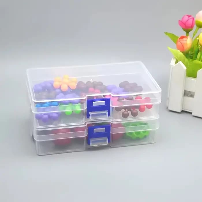 Boîte de rangement transparente avec fermoir de verrouillage