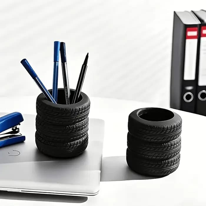 Porte-stylo en forme de carreaux