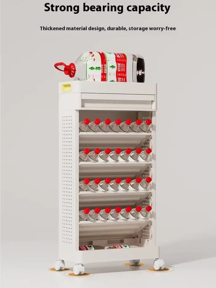 Petite bibliothèque à côté du bureau avec roulettes