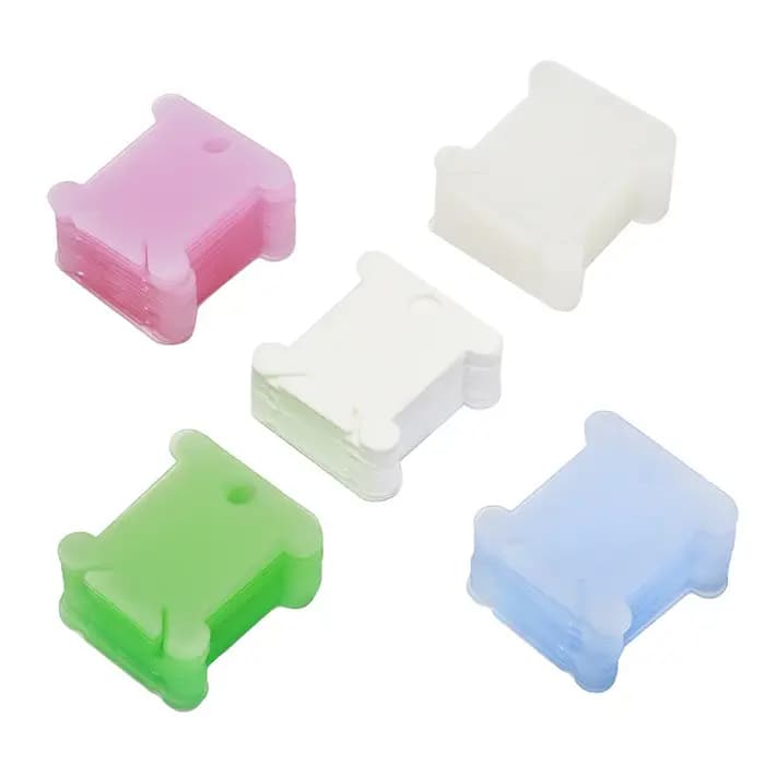 Porte-fil à broder en plastique, canette artisanale, support de rangement pour point de croix, carte de fil à coudre