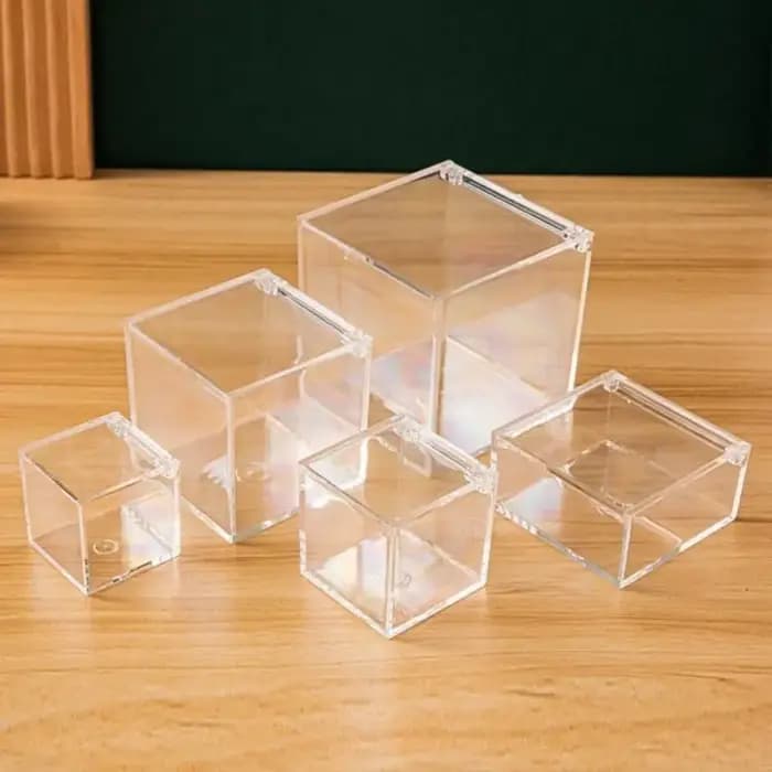 Boîte en acrylique carrée durable avec couvercles