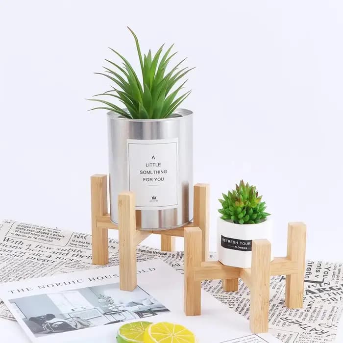 Présentoir de jardinière sur pied d'intérieur