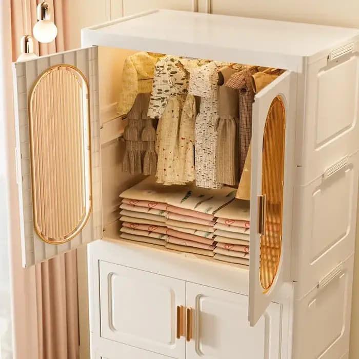 Organisateur de garde-robe de rangement nordique