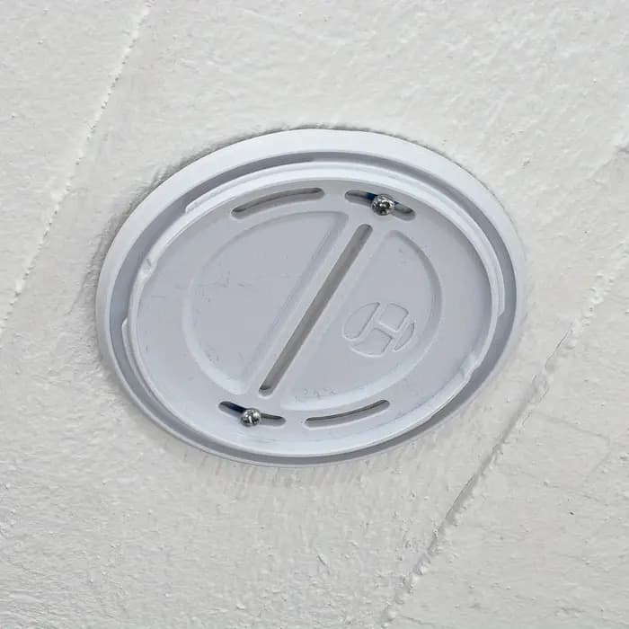 Boîte de rangement secrète dissimulée en forme de détecteur de fumée pour argent