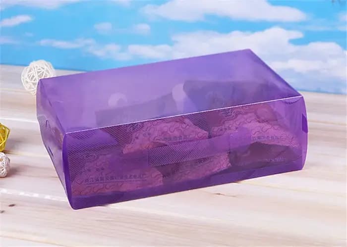 Boîte à chaussures transparente