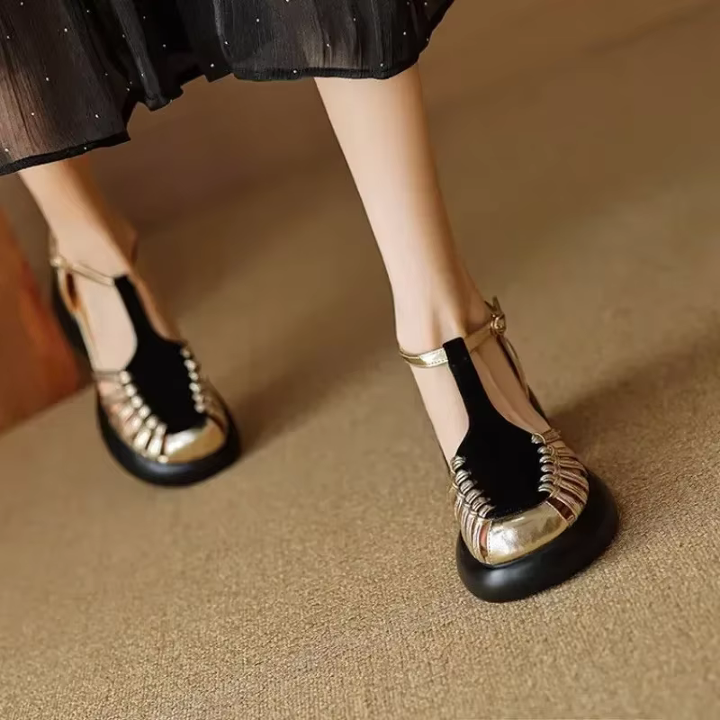 Sandales pour femmes 2025 tendance d'été Chaussures confortables de luxe Baotou Chaussures décontrac