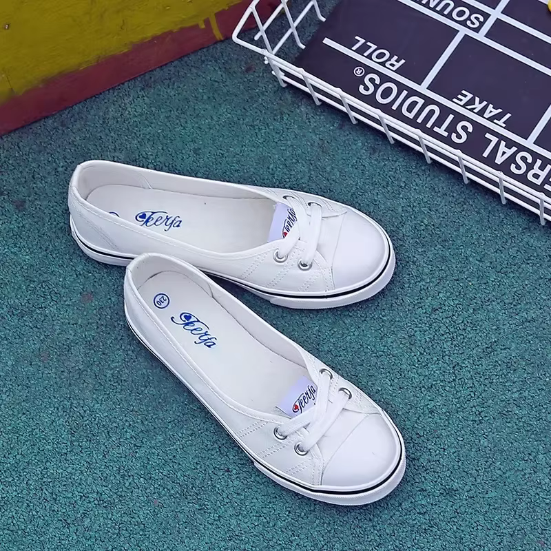 Baskets en toile blanches peu profondes pour femmes, chaussures plates d'été tendance 2021, chaussur