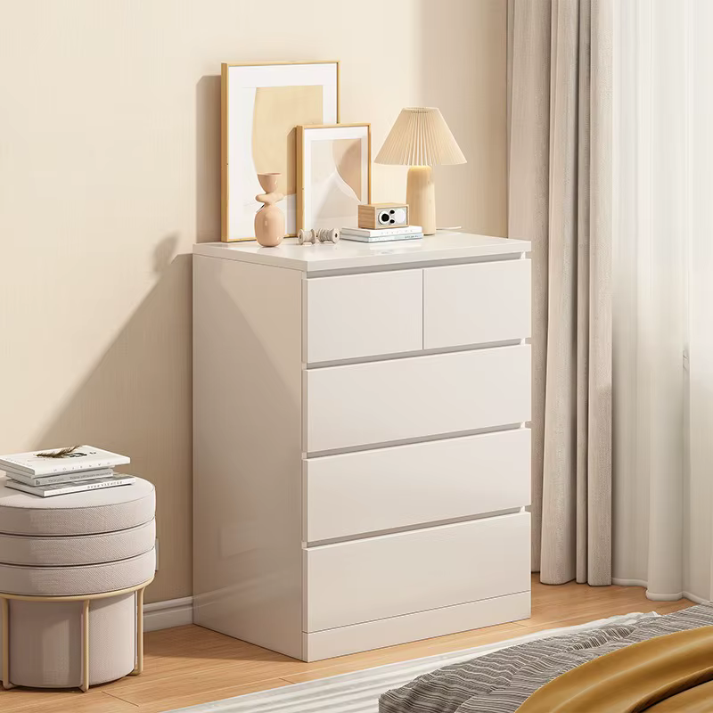 Armoire de rangement simple et moderne en blanc pour chambre à coucher