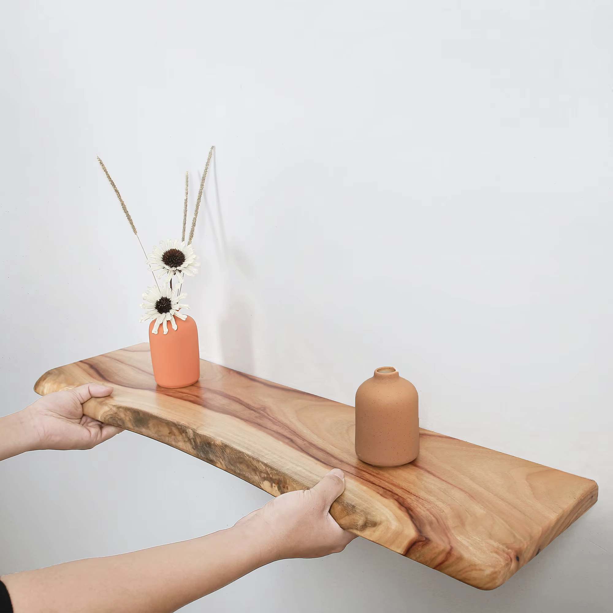 Étagères flottantes en bois