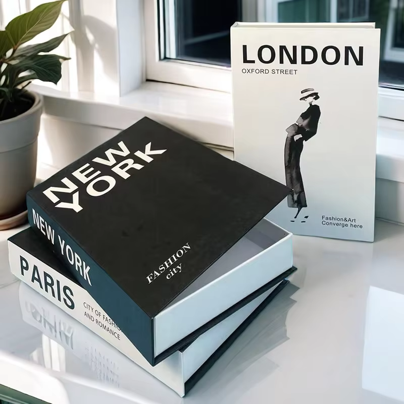 Boîte de rangement de faux livres de luxe ouverte