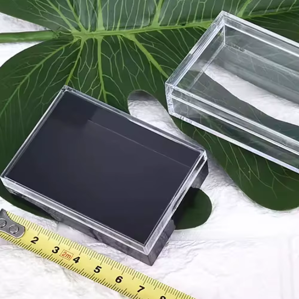 Boîte rectangulaire transparente en plastique avec couvercle