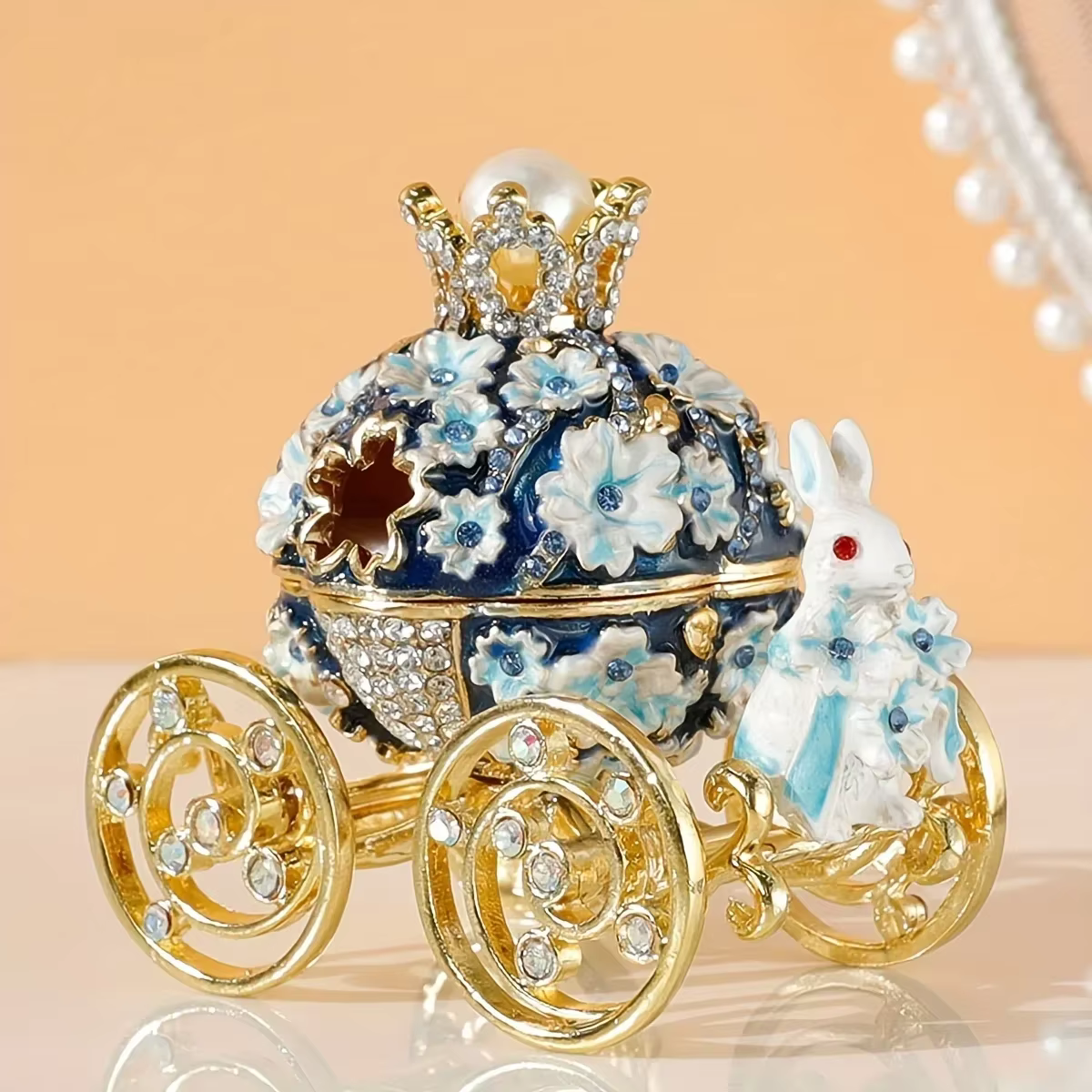 Boîte à bijoux en forme de lapin en fleurs de cerisier rose