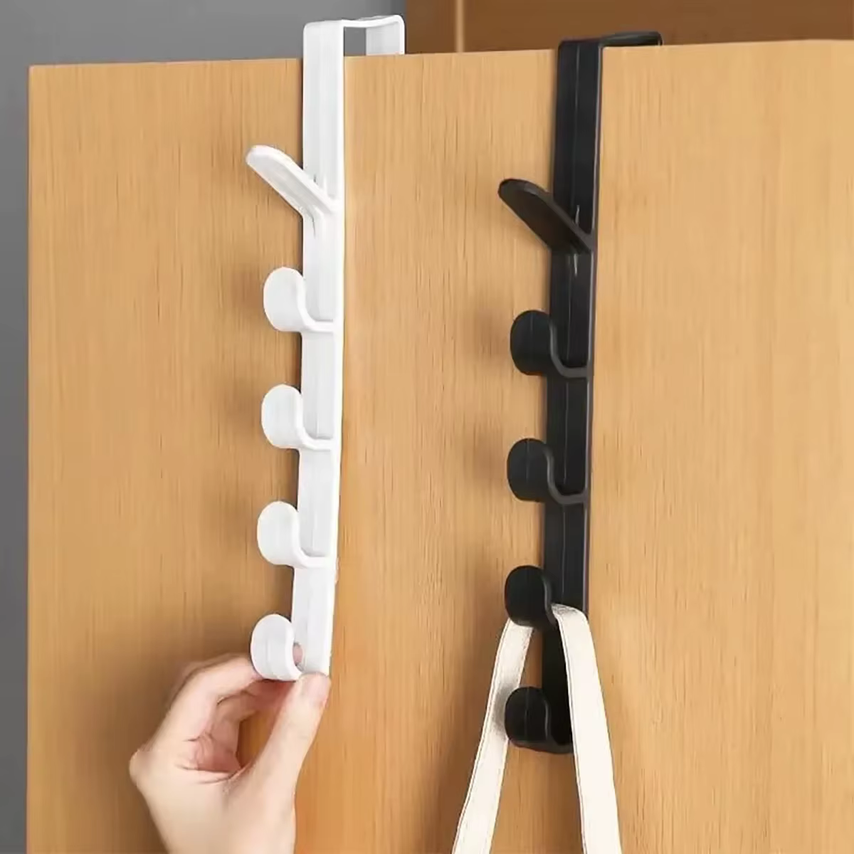 Porte-manteau à accrocher derrière la porte