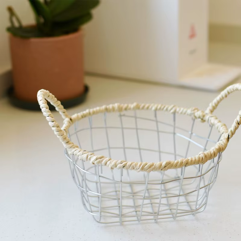 Panier de rangement binaural tissé en fer