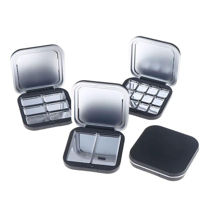 Palette de maquillage carrée vide à aspiration magnétique avec miroir